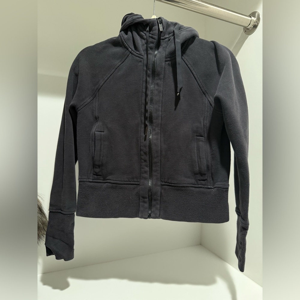 Lululemon Women's Black Hooded Jacket